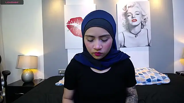 Neesha   online show from 1, 11, 2025