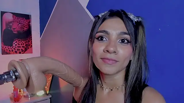 Snapshot of susi_hot13 chatting on 11, 10, 2025 susi hot13 online show from 11, 10, 2025
