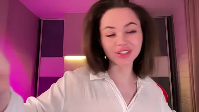 Snapshot of AlmaryKim chatting on 13, 2, 2025 AlmaryKim online show from 13, 2, 2025