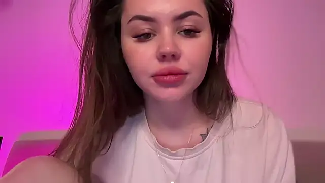 Snapshot of AlmaryKim chatting on 22, 11, 2025 AlmaryKim online show from 22, 11, 2025