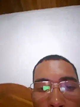 Snapshot of Mikael_1357 chatting on 14, 6, 2026 Mikael 1357 online show from 14, 6, 2026