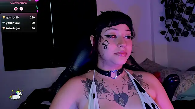 Snapshot of Kora_Red69 chatting on 12, 6, 2026 Kora Red69 online show from 12, 6, 2026