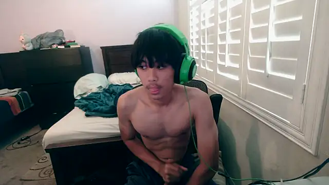 Snapshot of youngasianboy2007 chatting on 11, 10, 2025 youngasianboy2007 online show from 11, 10, 2025