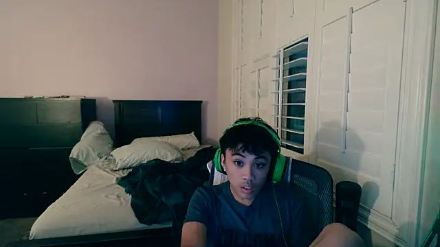 Snapshot of youngasianboy2007 chatting on 6, 2, 2026 youngasianboy2007 online show from 6, 2, 2026