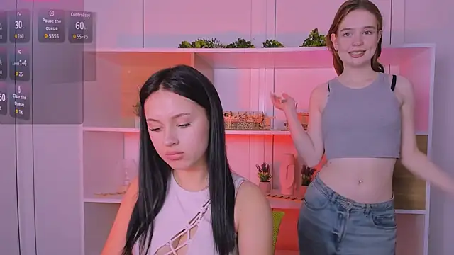 Snapshot of vivy_star1 chatting on 16, 10, 2025 vivy star1 online show from 16, 10, 2025