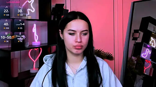 Snapshot of vivy_star1 chatting on 11, 11, 2025 vivy star1 online show from 11, 11, 2025