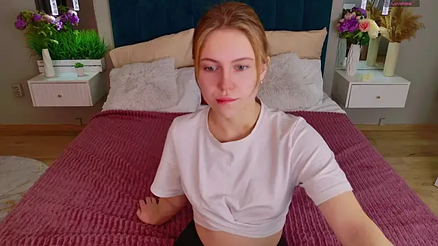 Stellahaart online show from 4, 12, 2025