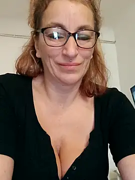 Fifi83Bell online show from 16, 11, 2025