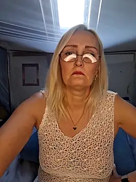 Jenny Blum online show from 1, 12, 2025