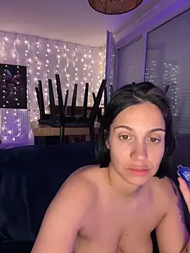 LaPetiteKim online show from 13, 11, 2025