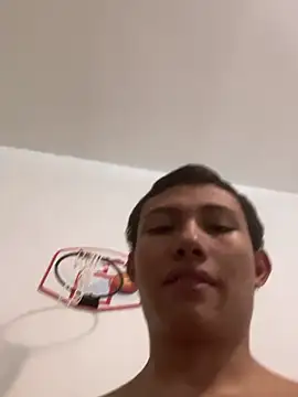 Snapshot of Davomg chatting on 20, 11, 2025 Davomg online show from 20, 11, 2025