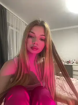  Siennaaa  online show from 6, 2, 2026