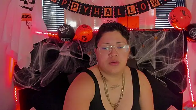 Snapshot of PUSSYBBW_001 chatting on 26, 10, 2025 PUSSYBBW 001 online show from 26, 10, 2025