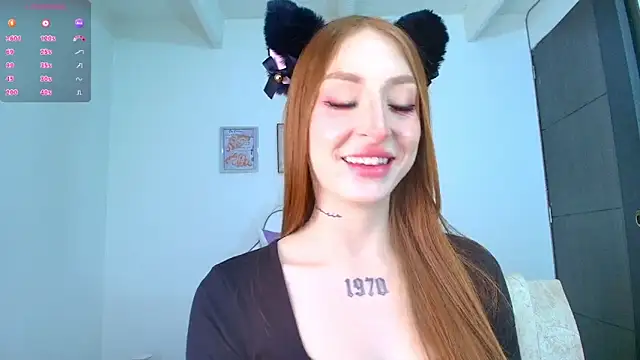 Bennuluspeach  online show from 8, 11, 2025