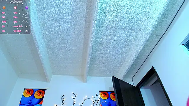 Bennuluspeach  online show from 18, 12, 2025