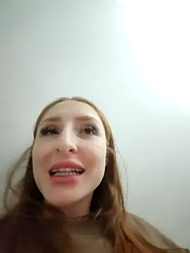 Bennuluspeach  online show from 19, 4, 2026