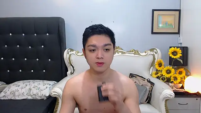 JayKarLo online show from 9, 10, 2025