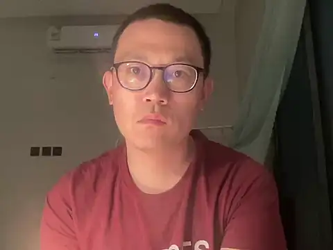 Snapshot of yewuzhibb chatting on 4, 10, 2025 yewuzhibb online show from 4, 10, 2025