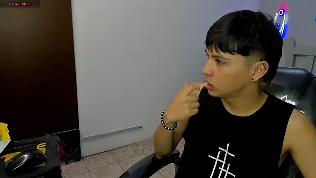 StiwenTwink online show from 10, 11, 2025