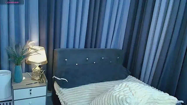 Kaydee Callix online show from 9, 10, 2025