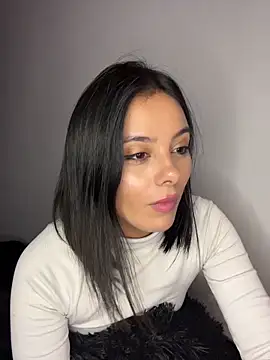 Snapshot of SaraMistick chatting on 2, 2, 2026 SaraMistick online show from 2, 2, 2026