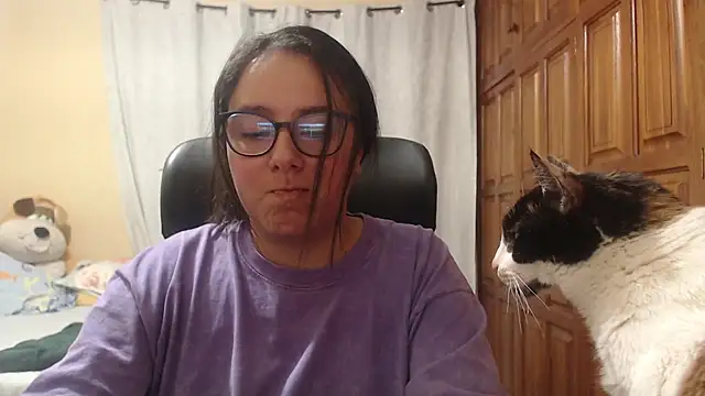 Venus cat  online show from 8, 4, 2026