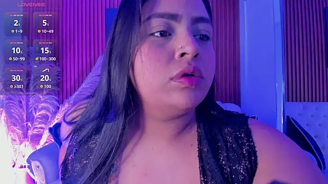 MayaCurvy online show from 14, 10, 2025