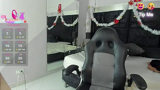 MayaCurvy online show from 21, 12, 2025