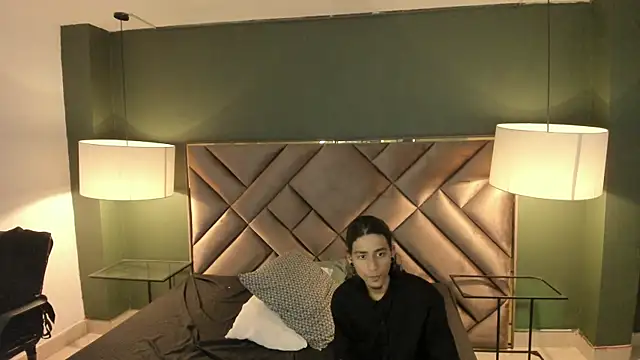 Dickie Dicking online show from 8, 11, 2025