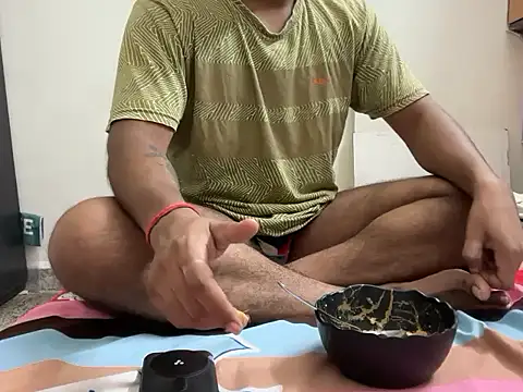 YourBlackBull online show from 6, 11, 2025