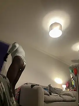 Wearpantyhosenorfolk online show from 16, 5, 2026