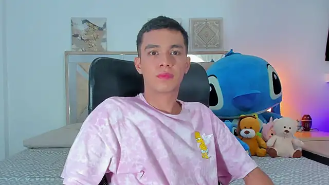 Boy sexy70 online show from 1, 10, 2025