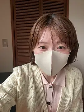 momo yuipu online show from 21, 10, 2025