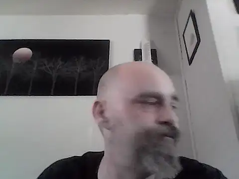 Snapshot of crazyheratic8 chatting on 30, 4, 2026 crazyheratic8 online show from 30, 4, 2026