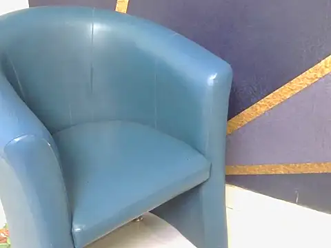 shiny-krisha online show from 3, 11, 2025