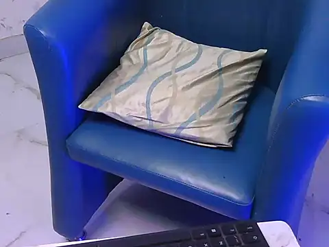 shiny-krisha online show from 23, 11, 2025