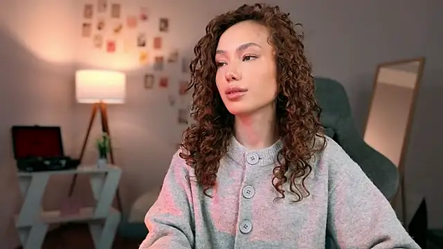 branchwithflowerss online show from 14, 10, 2025