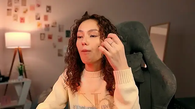 branchwithflowerss online show from 16, 10, 2025