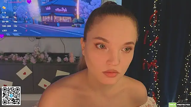 JulieLupo online show from 12, 4, 2026