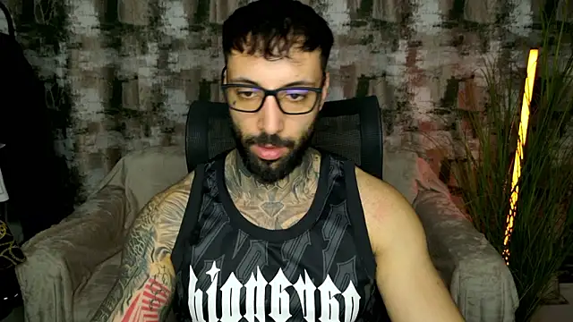 MasculineGuy99 online show from 10, 2, 2026