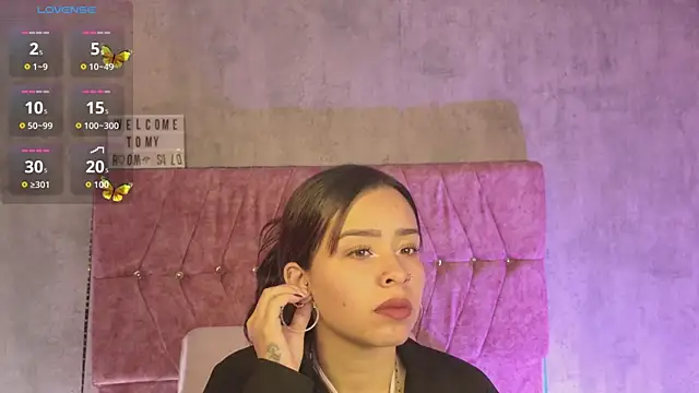 Snapshot of Mia_lopez_1 chatting on 15, 7, 2026 Mia lopez 1 online show from 15, 7, 2026