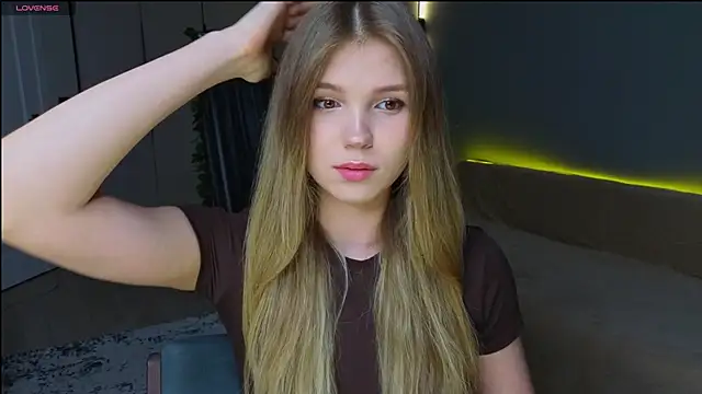 Snapshot of linakorvin chatting on 12, 5, 2026 linakorvin online show from 12, 5, 2026