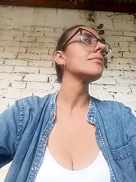 Jade 1-9 online show from 31, 10, 2025