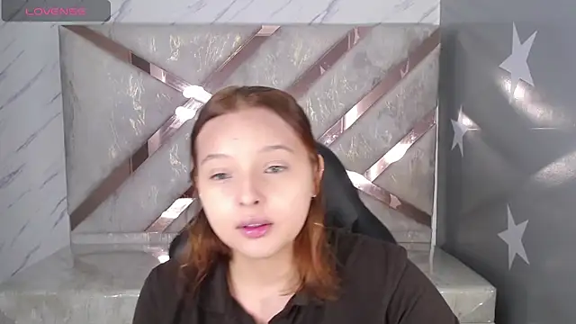 mia foster t online show from 15, 4, 2026