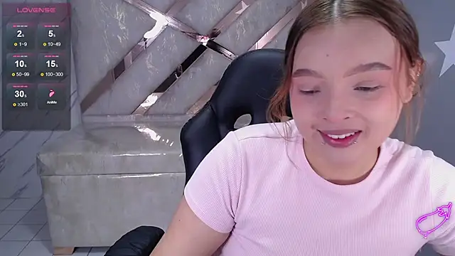 Snapshot of mia_foster_t chatting on 30, 4, 2026 mia foster t online show from 30, 4, 2026