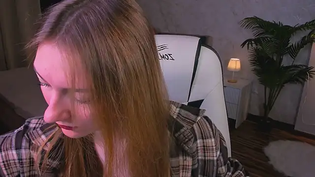 AngelAnabelle online show from 16, 10, 2025