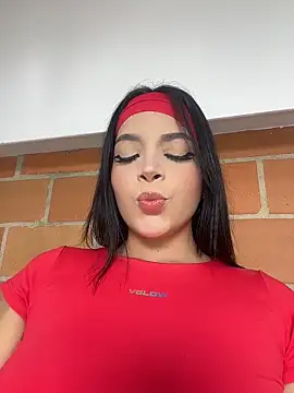 ArieliciousXXX online show from 18, 4, 2026