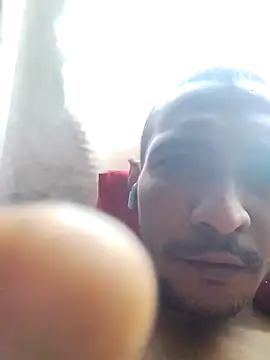 alejandrolopez2022alejand online show from 13, 4, 2026