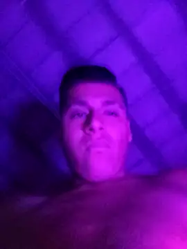 Snapshot of Alex321Flores chatting on 1, 10, 2025 Alex321Flores online show from 1, 10, 2025