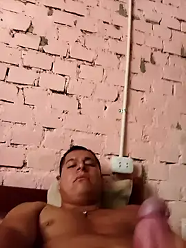 Snapshot of Alex321Flores chatting on 24, 5, 2026 Alex321Flores online show from 24, 5, 2026